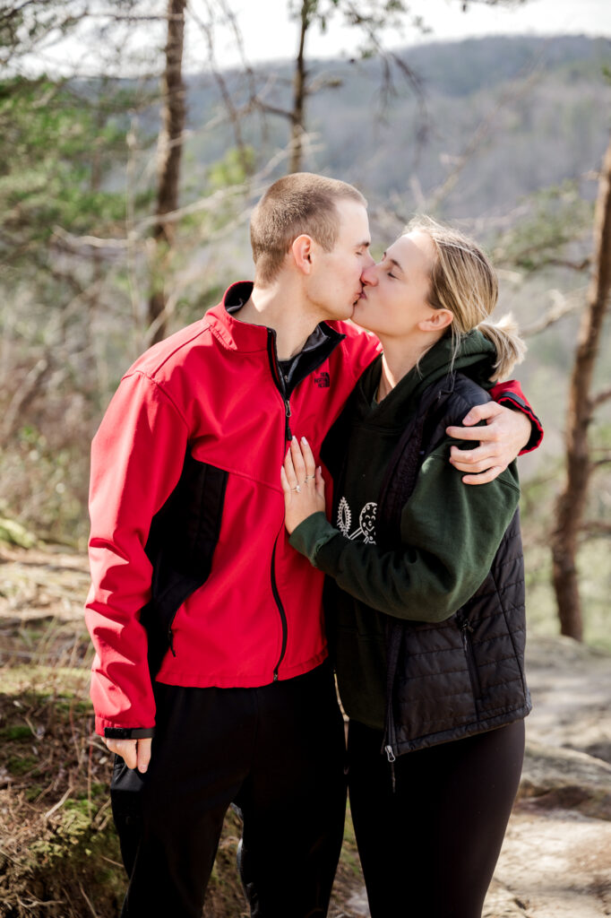 Romantic proposal photography at Red River Gorge – Jake and Mallory’s engagement story."