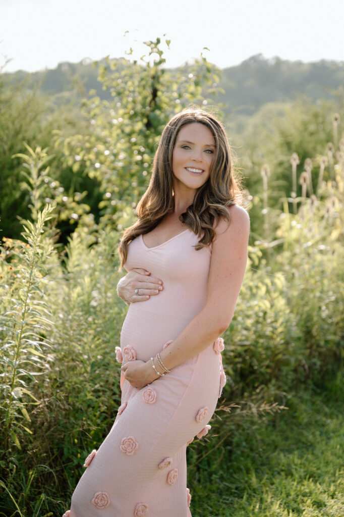 Louisville KY couple shares joyful pregnancy moment during announcement shoot